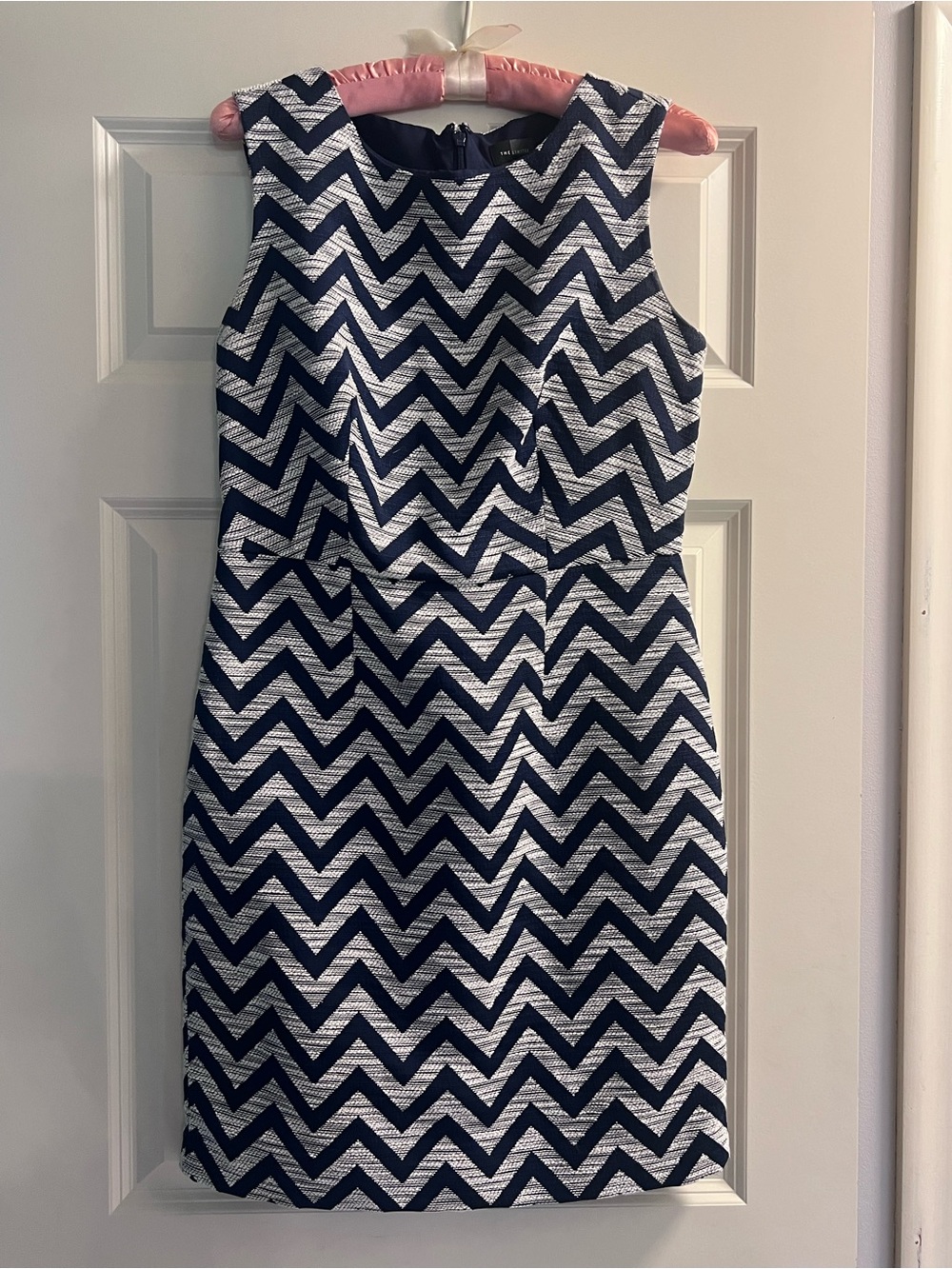 The Limited Navy and White Chevron Midi Sheath Dress Size 6